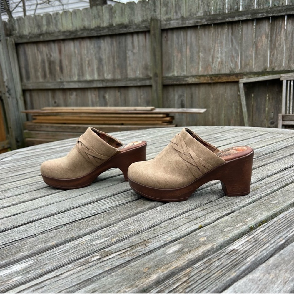 B.o.c nwot Cadi‎ Clogs size 7 fall athletic shoes slip on whimsy spring